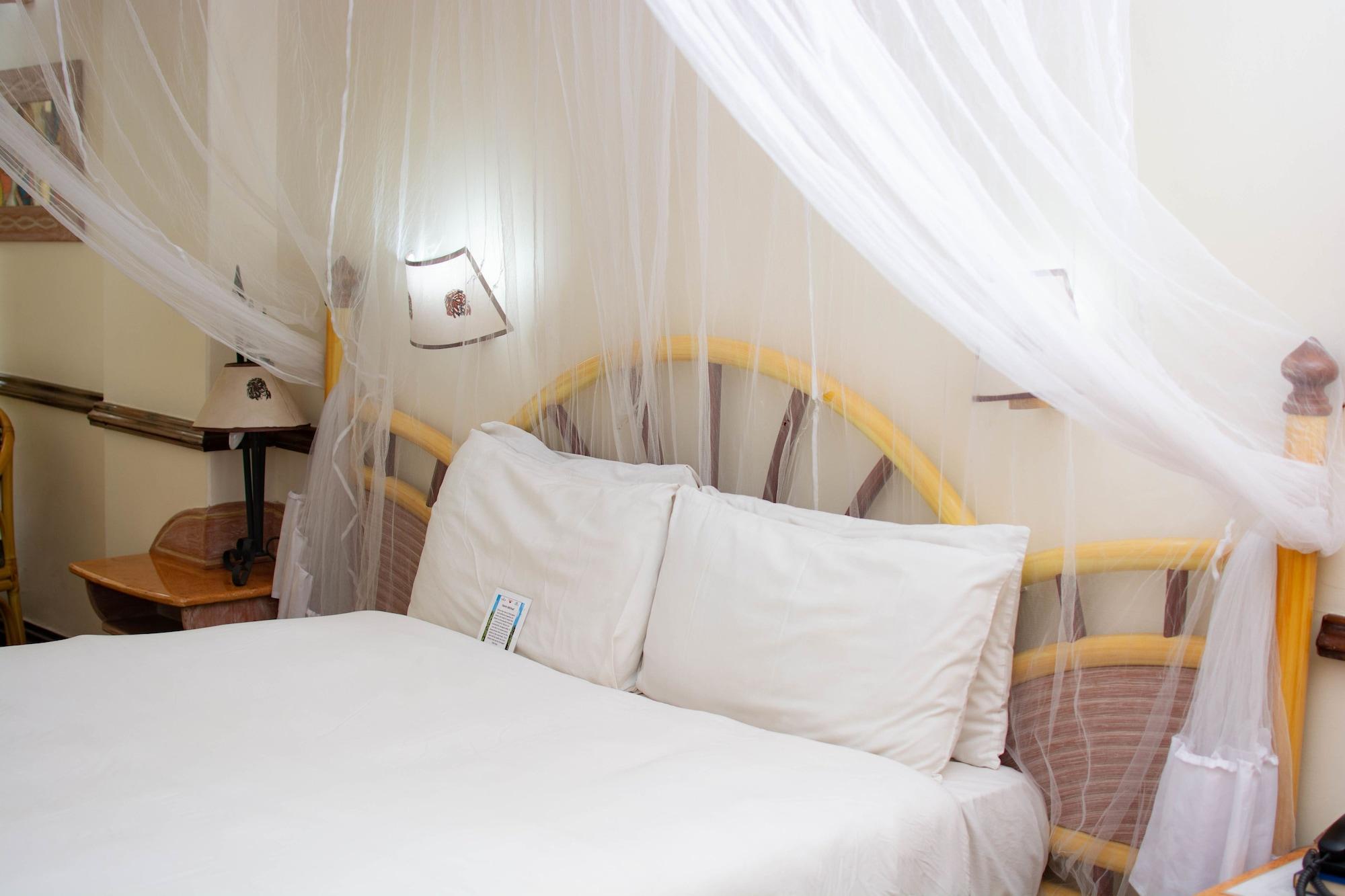 Impala Hotel Arusha Exteriör bild