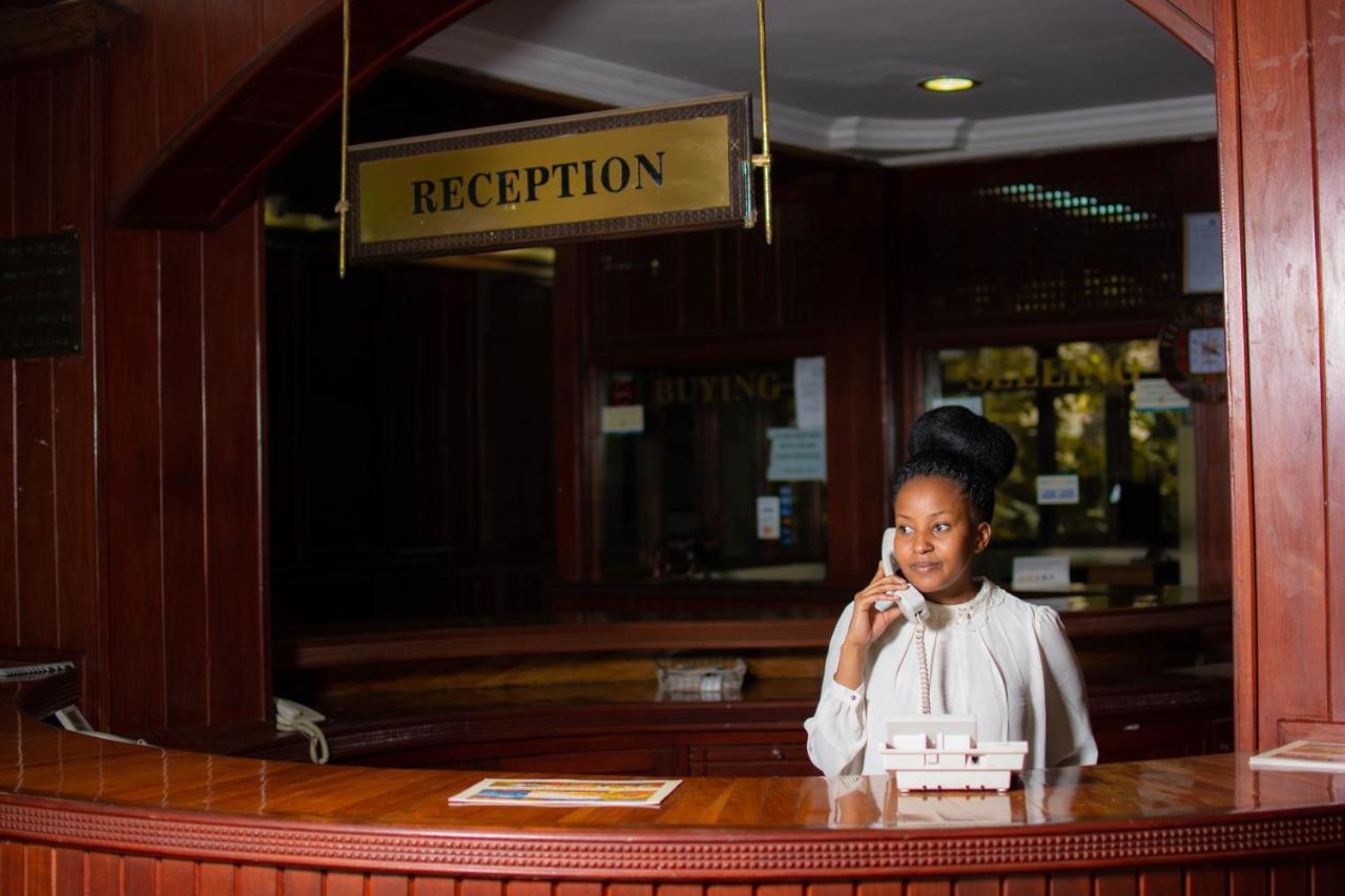 Impala Hotel Arusha Exteriör bild
