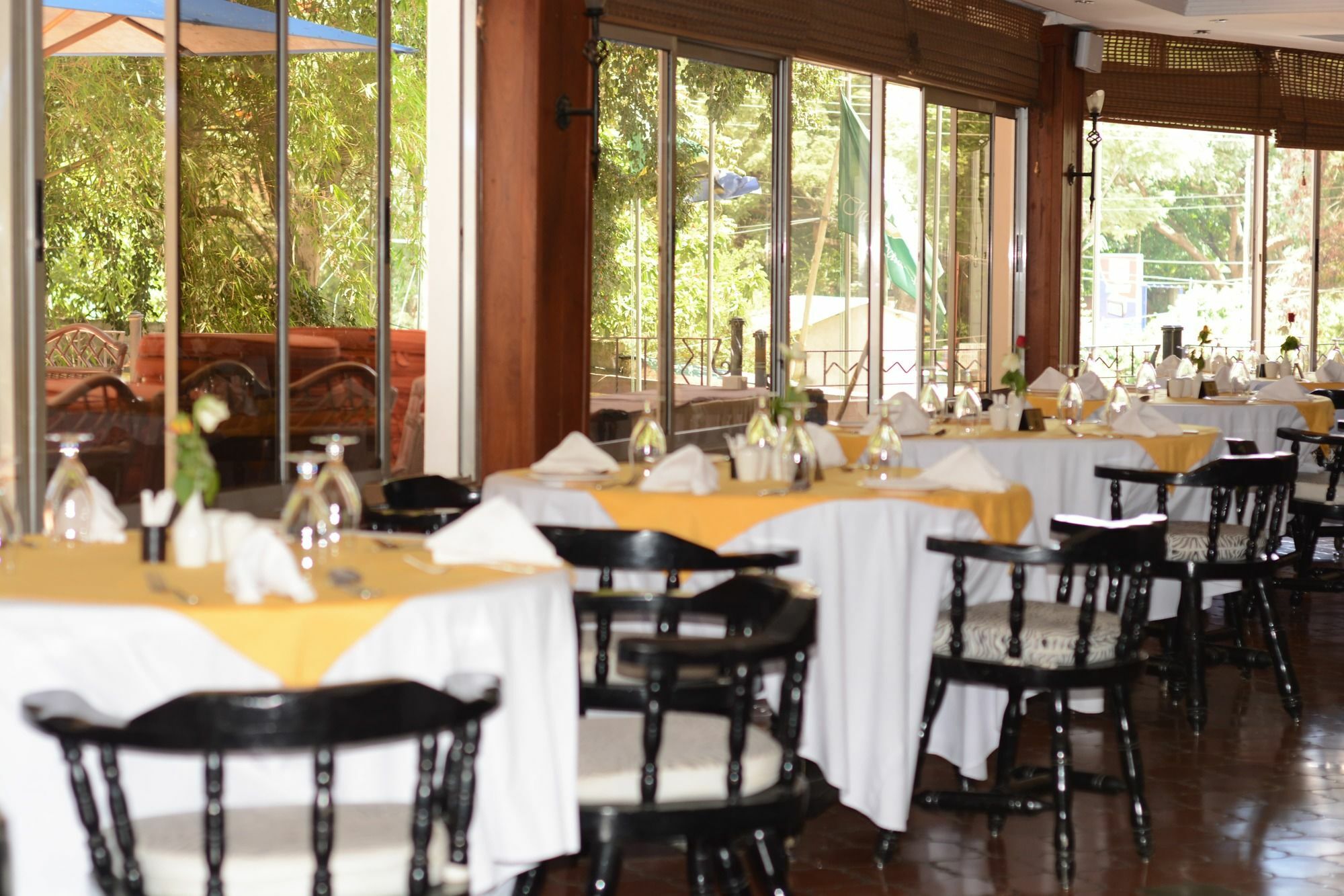 Impala Hotel Arusha Exteriör bild