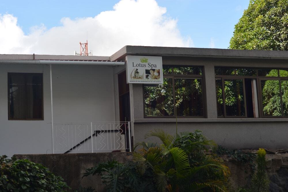 Impala Hotel Arusha Exteriör bild